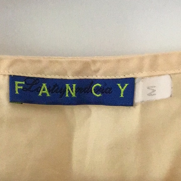 EUC A cut tank top blouse in soft cotton sateen with pleat and button placket - Picture 2 of 5